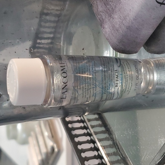 NWOT LANCOME BI-FACIAL FACE MAKE UP REMOVER - Picture 1 of 3